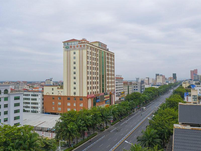 Vienna Hotel Hainan Oriental Avenue Dongfang Екстериор снимка